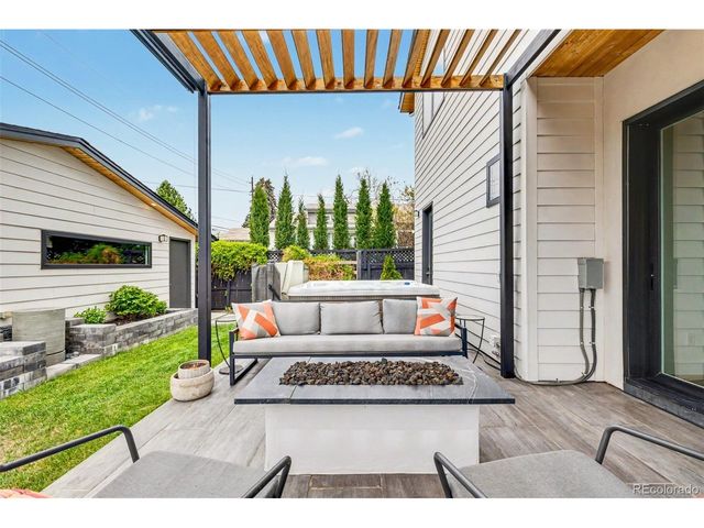 1275 S Steele St, Denver, CO 80210