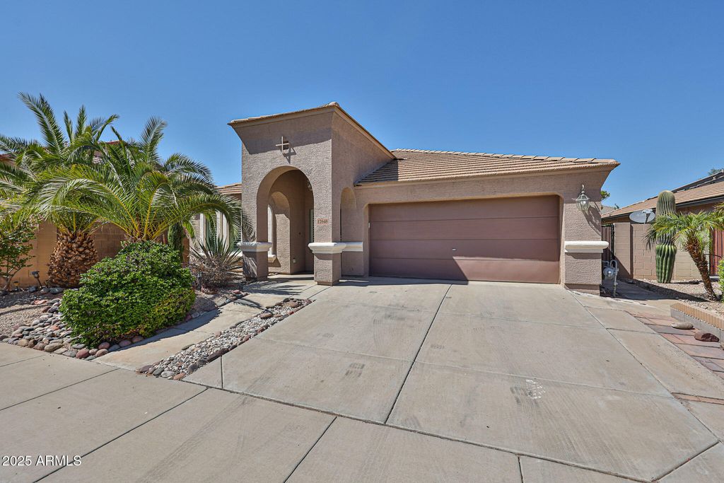 17648 W VOLTAIRE Street, Surprise, AZ 85388 — photo 3