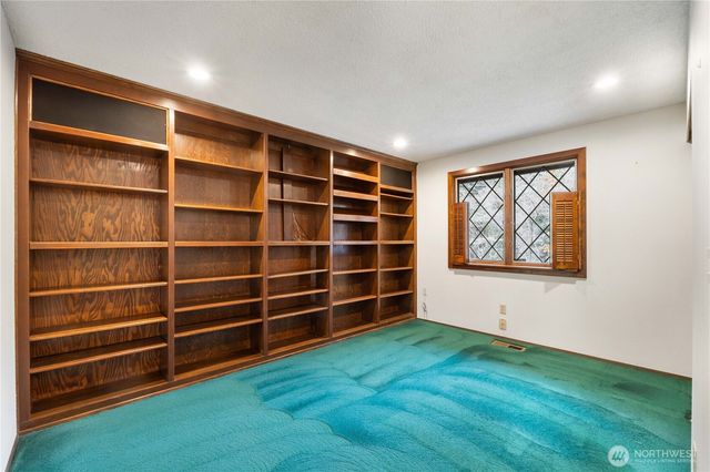 6608 79th Street W, Lakewood, WA 98499