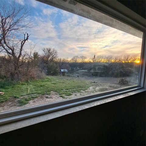 5702 Arkansas Trail, Granbury, TX 76048