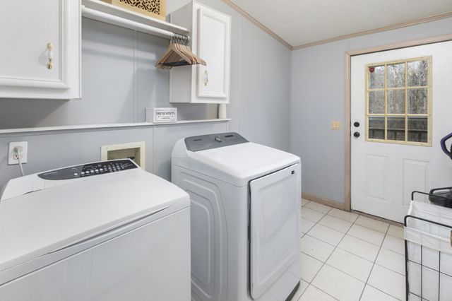 7637 Johnny Crow Rd, Lyles, TN 37098