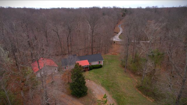 7637 Johnny Crow Rd, Lyles, TN 37098