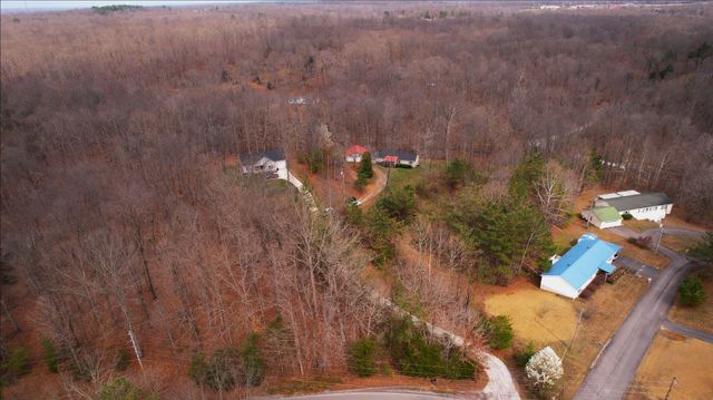 7637 Johnny Crow Rd, Lyles, TN 37098