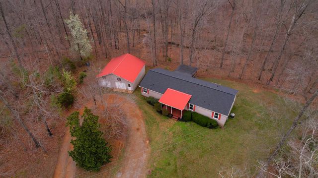 7637 Johnny Crow Rd, Lyles, TN 37098