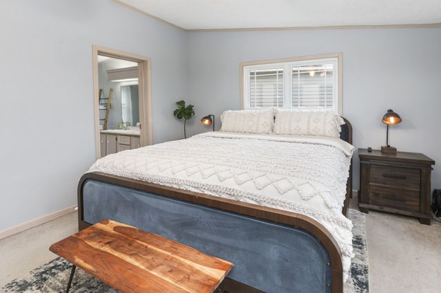 7637 Johnny Crow Rd, Lyles, TN 37098