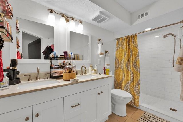 12017 VILLANOVA DRIVE 102, Orlando, FL 32837