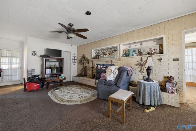 35 Baptist Camp Road, Guntersville, AL 35976