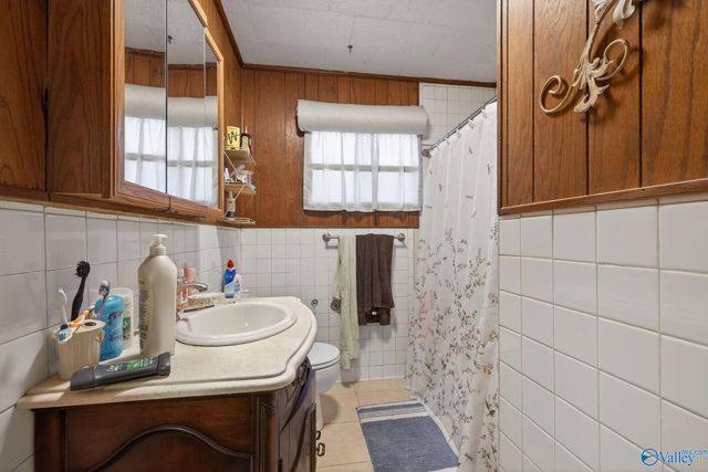 35 Baptist Camp Road, Guntersville, AL 35976