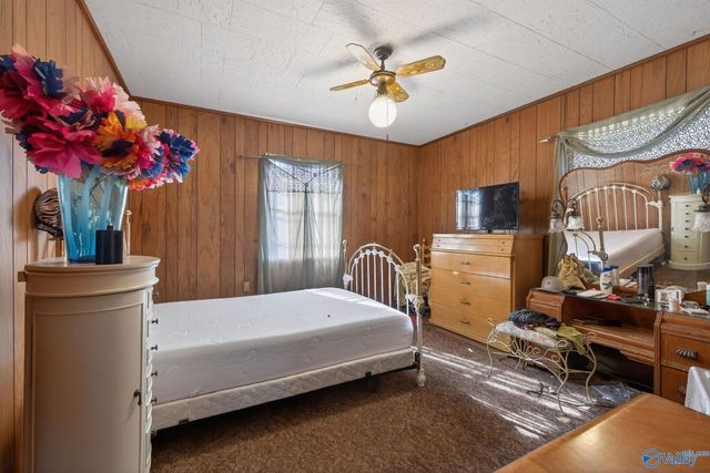 35 Baptist Camp Road, Guntersville, AL 35976