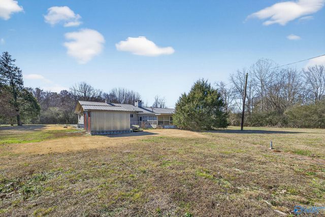 35 Baptist Camp Road, Guntersville, AL 35976