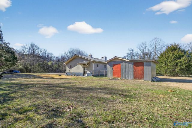 35 Baptist Camp Road, Guntersville, AL 35976