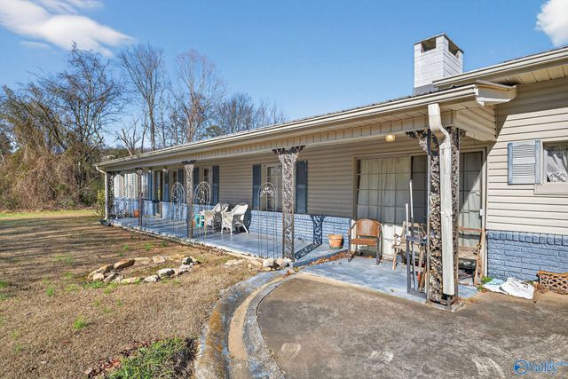 35 Baptist Camp Road, Guntersville, AL 35976