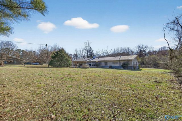 35 Baptist Camp Road, Guntersville, AL 35976