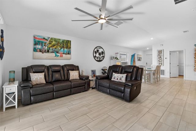 8520 BELLA MAR TRAIL, Parrish, FL 34219