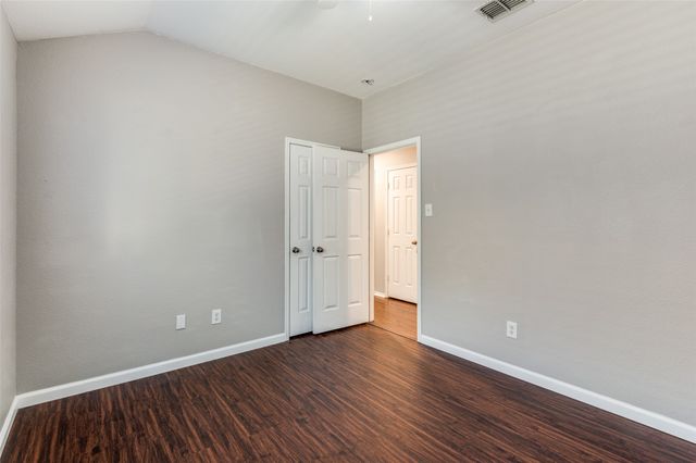 220 Stampede Street, Waxahachie, TX 75165