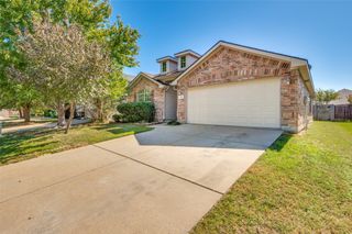 220 Stampede Street, Waxahachie, TX 75165
