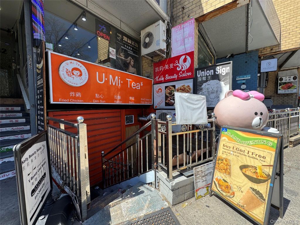 3542 Union Street, Flushing, NY 11354 — exterior