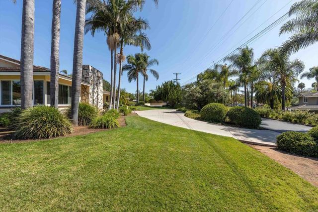 2125 Walnut Lane, Vista, CA 92084