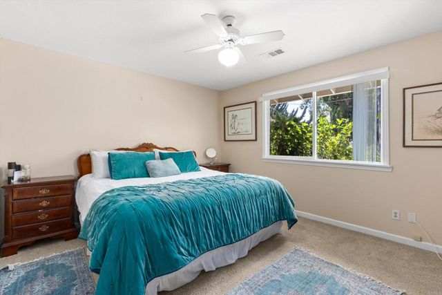 2125 Walnut Lane, Vista, CA 92084