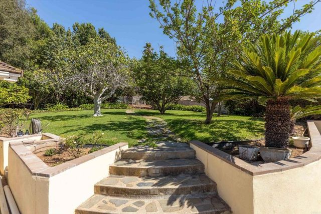 2125 Walnut Lane, Vista, CA 92084