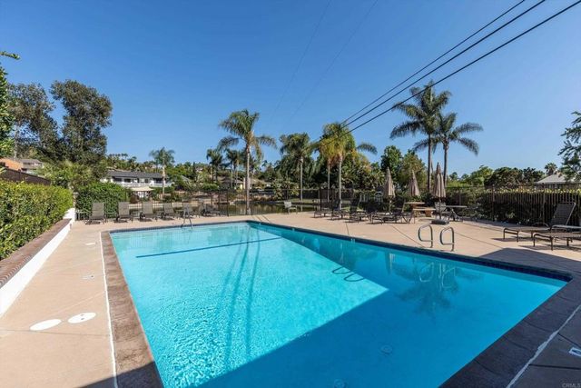 2125 Walnut Lane, Vista, CA 92084