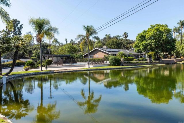2125 Walnut Lane, Vista, CA 92084