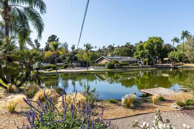 2125 Walnut Lane, Vista, CA 92084