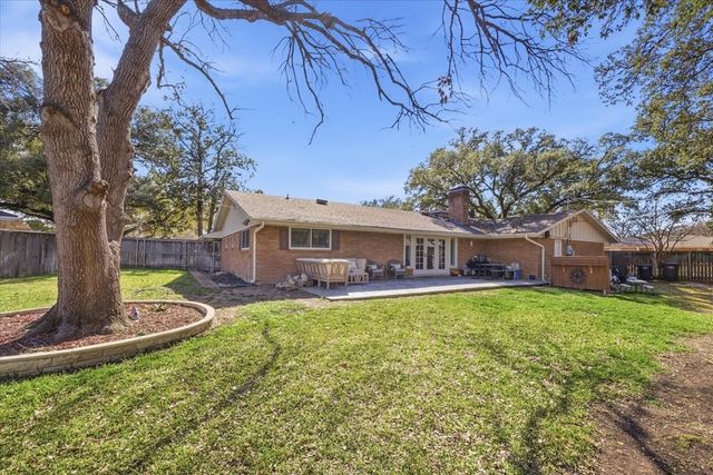 4609 Hildring Drive E, Fort Worth, TX 76109