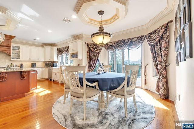 1115 Briar Way, Fort Lee, NJ 07024