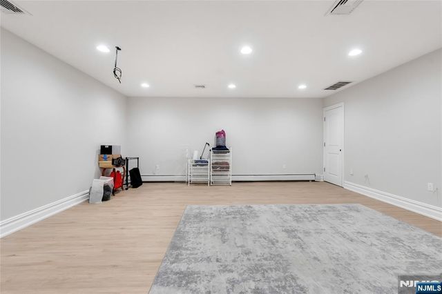1115 Briar Way, Fort Lee, NJ 07024