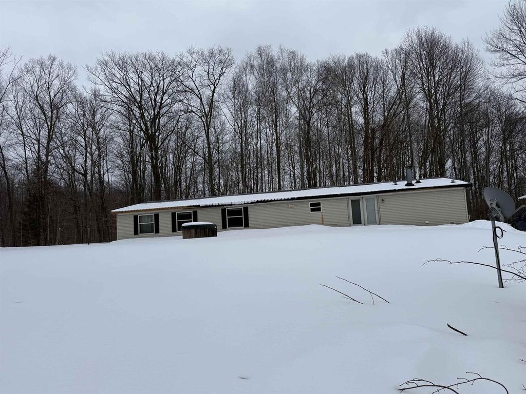 N9476 SWEETHEART CITY ROAD, Wausaukee, WI 54177