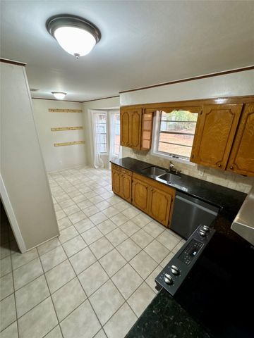 3020 pines Road, Shreveport, LA 71119