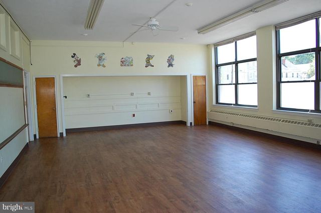 31 OAK ST, Salem, NJ 08079