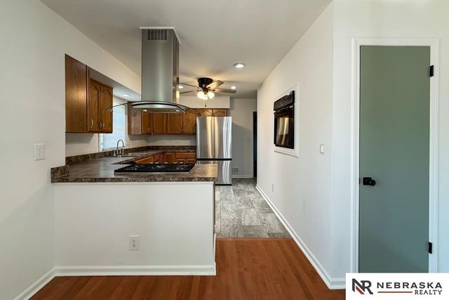 5914 N 78th Street, Omaha, NE 68134
