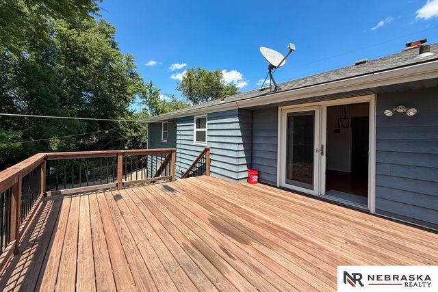 5914 N 78th Street, Omaha, NE 68134