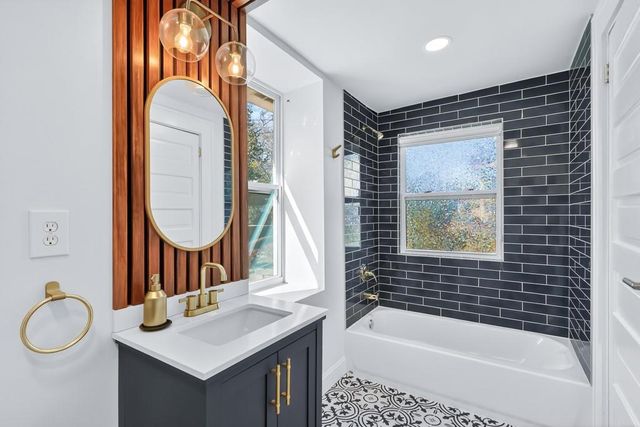 691 Florence NW Place, Atlanta, GA 30318