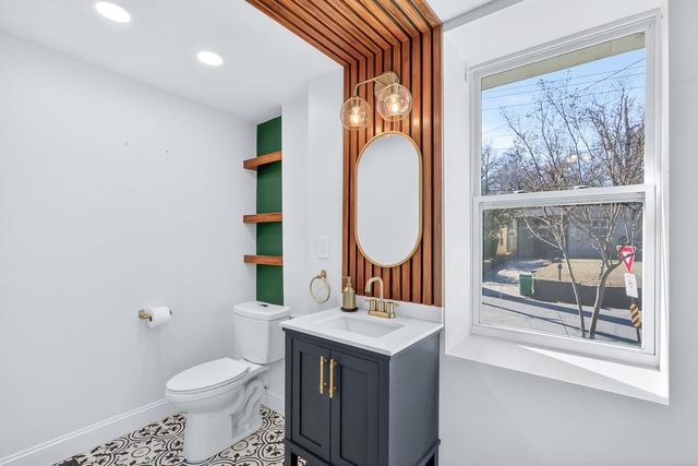 691 Florence NW Place, Atlanta, GA 30318