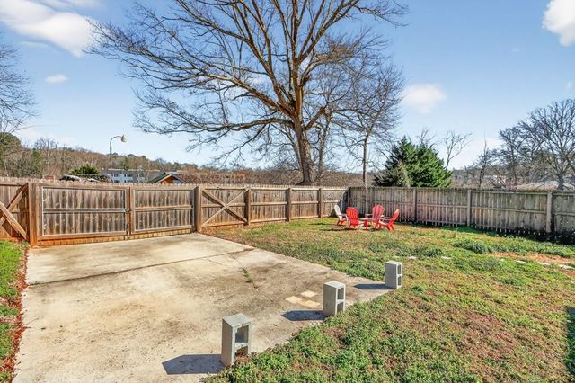 691 Florence NW Place, Atlanta, GA 30318