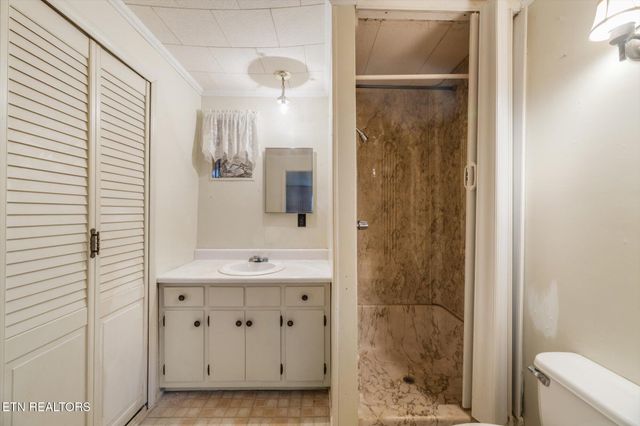 119 County Road 863, Etowah, TN 37331