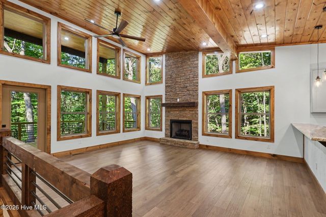 48 Woodleaf Road, Morganton, GA 30560