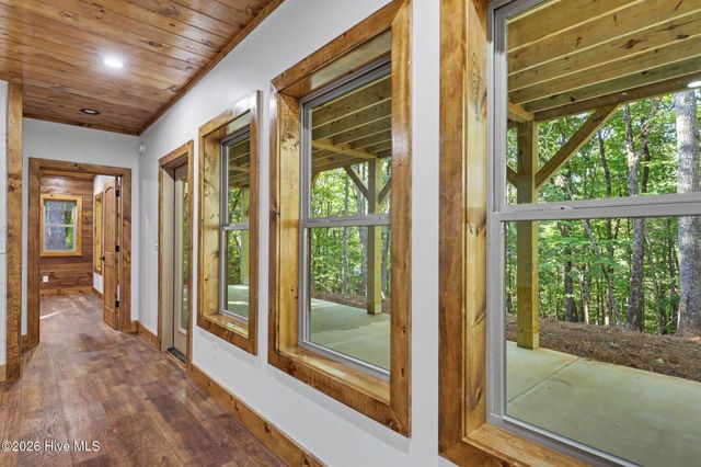 48 Woodleaf Road, Morganton, GA 30560