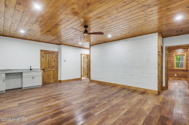 48 Woodleaf Road, Morganton, GA 30560