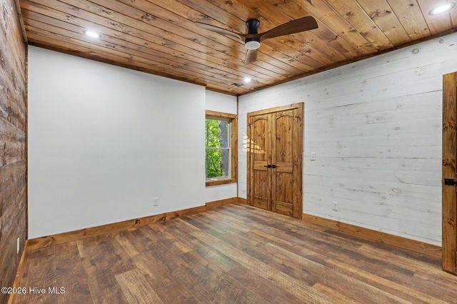 48 Woodleaf Road, Morganton, GA 30560