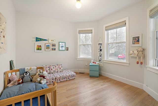 93 Central St 1, Somerville, MA 02143