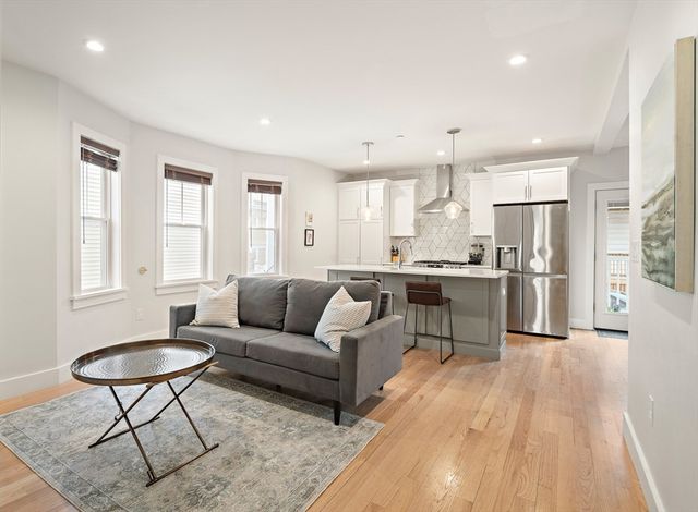 93 Central St 1, Somerville, MA 02143