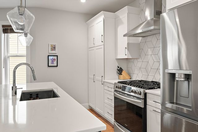 93 Central St 1, Somerville, MA 02143