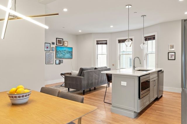 93 Central St 1, Somerville, MA 02143