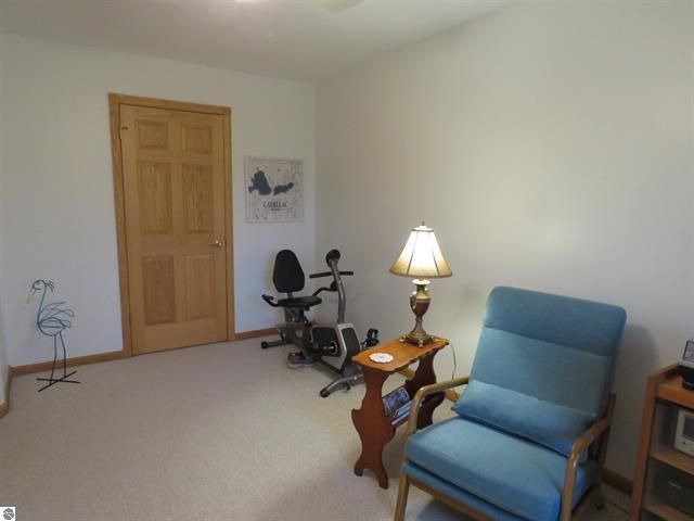 326 Woodside Circle 33, Cadillac, MI 49601