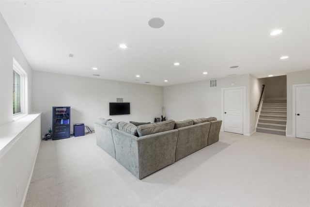 1813 N Wooddale, Wichita, KS 67230