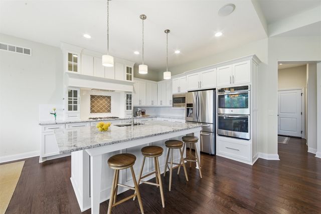 1813 N Wooddale, Wichita, KS 67230